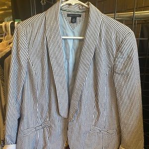 Timmy Hilfiger Seersucker Jacket. Size Large